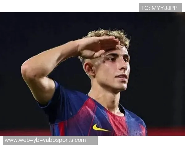 切尔西全力以赴争夺前巴萨前锋罗克希望引进新血液 切尔西全力以赴争夺前巴萨前锋罗克希望引进新血液