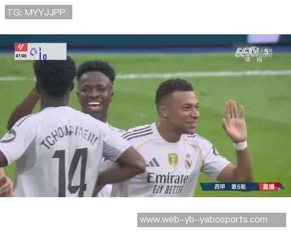 维尼修斯欲与姆巴佩平薪续约谈判停滞不前引发关注